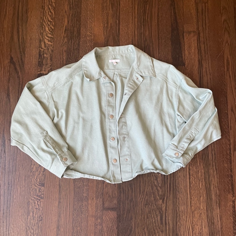 Gb Light Mint Green Button Down Slightly Cropped … - image 1